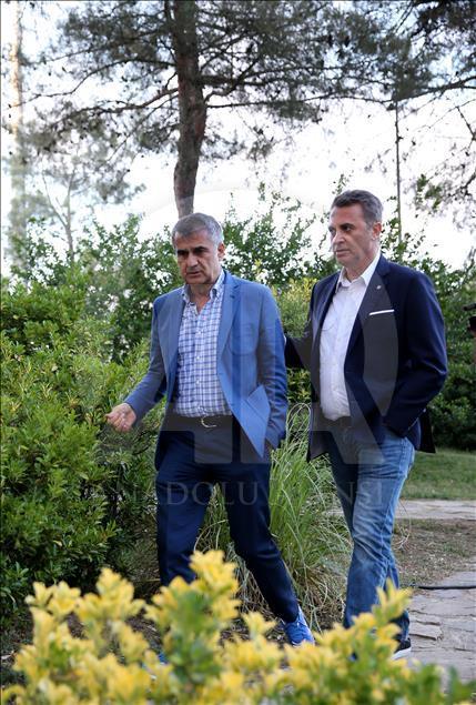 Beşiktaş şampiyonluğunu kutluyor