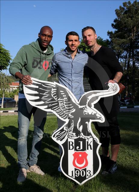 Beşiktaş şampiyonluğunu kutluyor