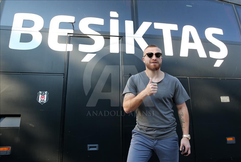 Beşiktaş şampiyonluğunu kutluyor