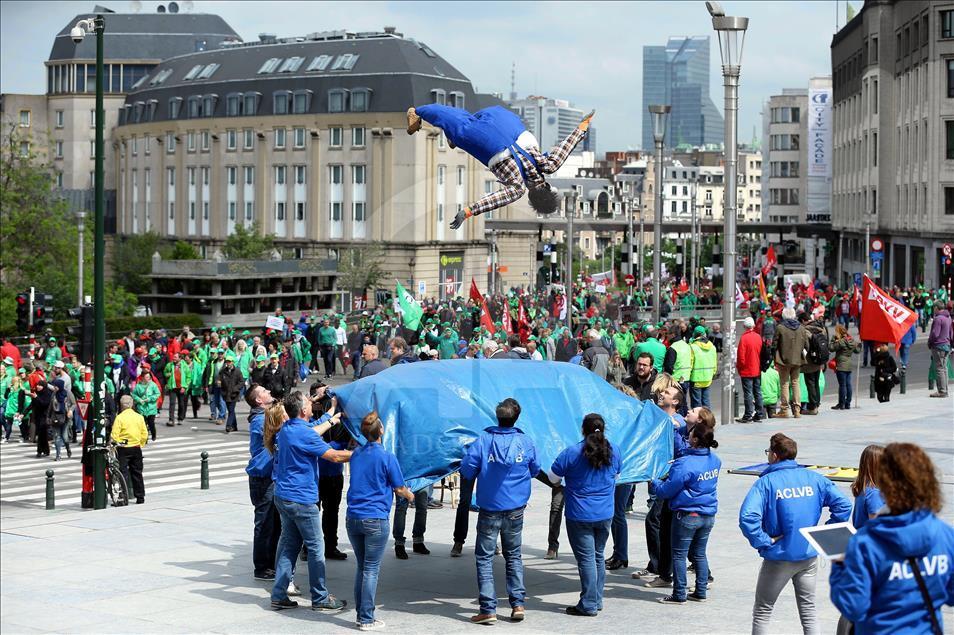 Brüksel'de hükümet protesto edildi 