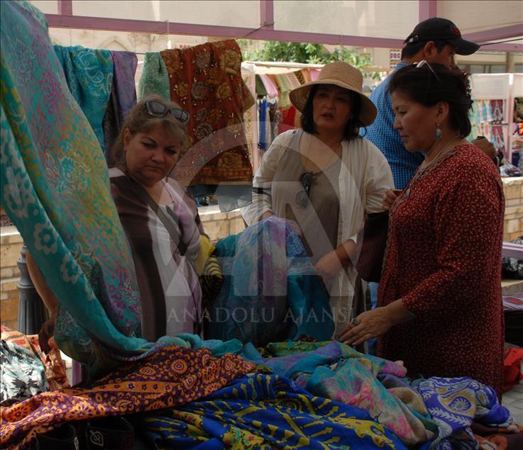 Özbekistan'da İpek ve Baharat Festivali başladı