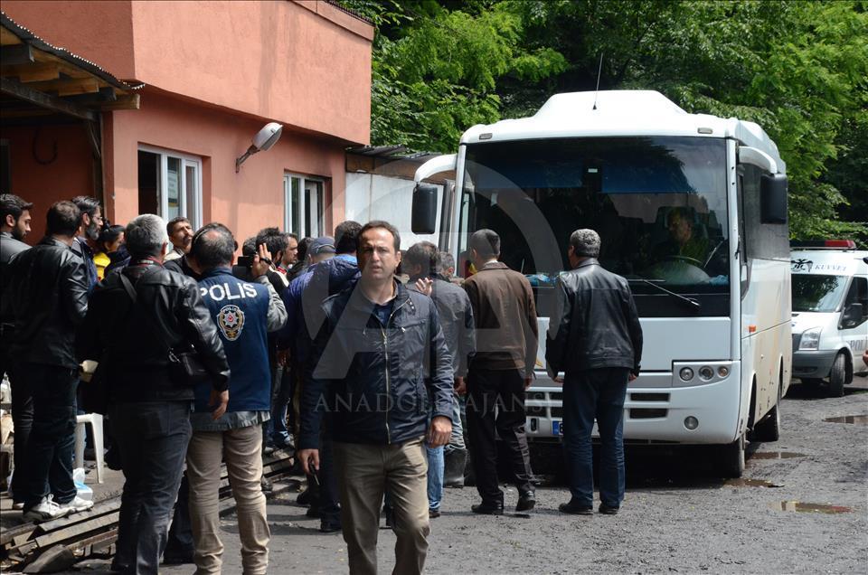 Zonguldak'ta maden işçileri maaş eylemine son verdi