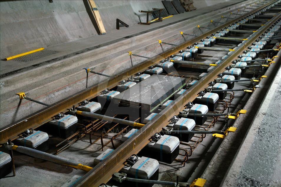 Dünyanın en uzun demiryolu tüneli Gotthard Base açıldı