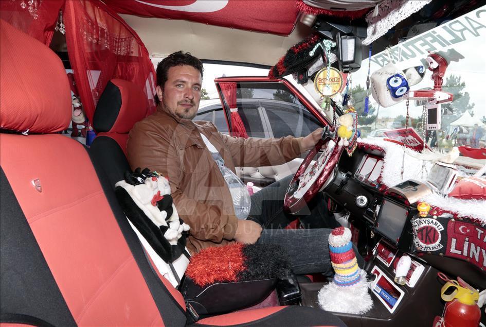 Otomobilini "Kartal Palas"a çevirdi