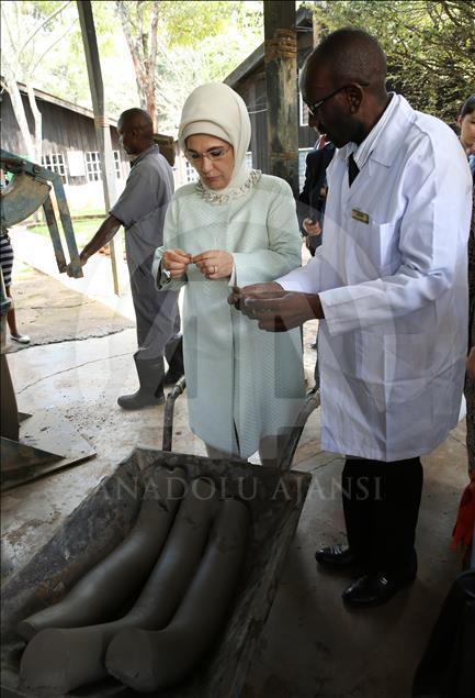 Cumhurbaşkanı Erdoğan'ın eşi Emine Erdoğan