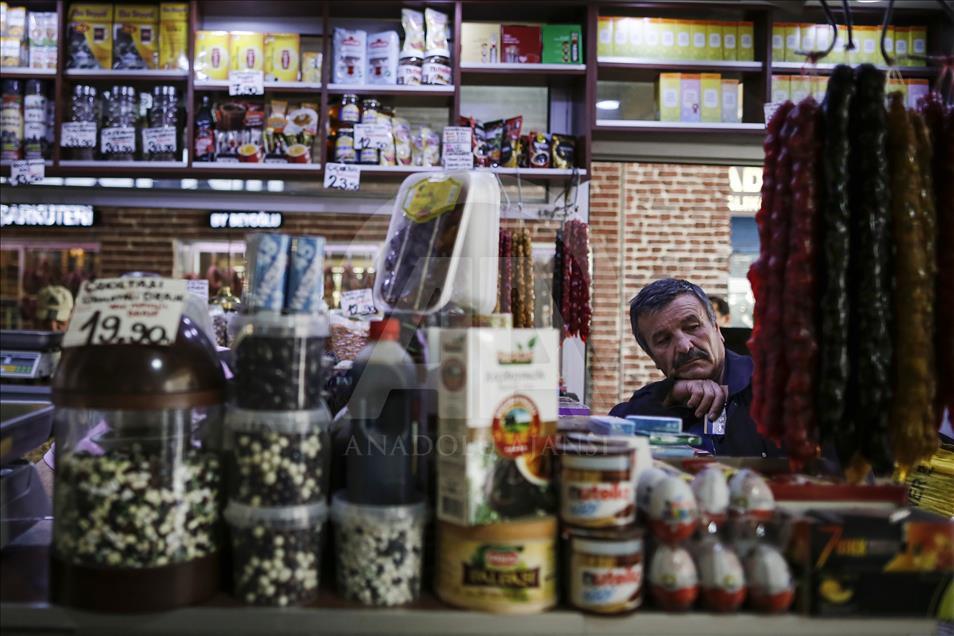 Ramazan çarşı-pazara bereket getirdi