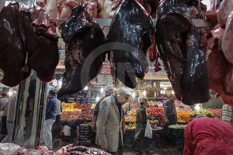 Ramazan çarşı-pazara bereket getirdi