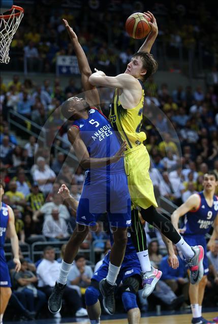 Fenerbahçe - Anadolu Efes