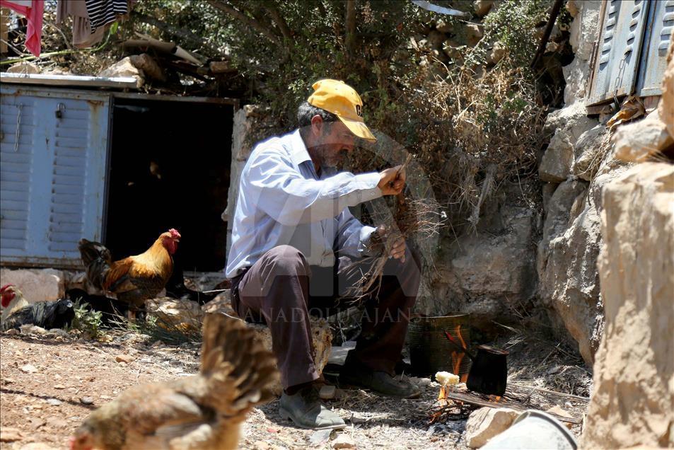 Yahudi yerleşimleri kuşatmasındaki Filistin köyü: Şuşhahle