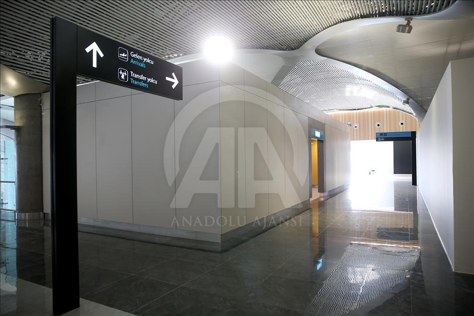 Bakan Arslan, Üçüncü Havalimanı inşaatında incelemelerde bulundu