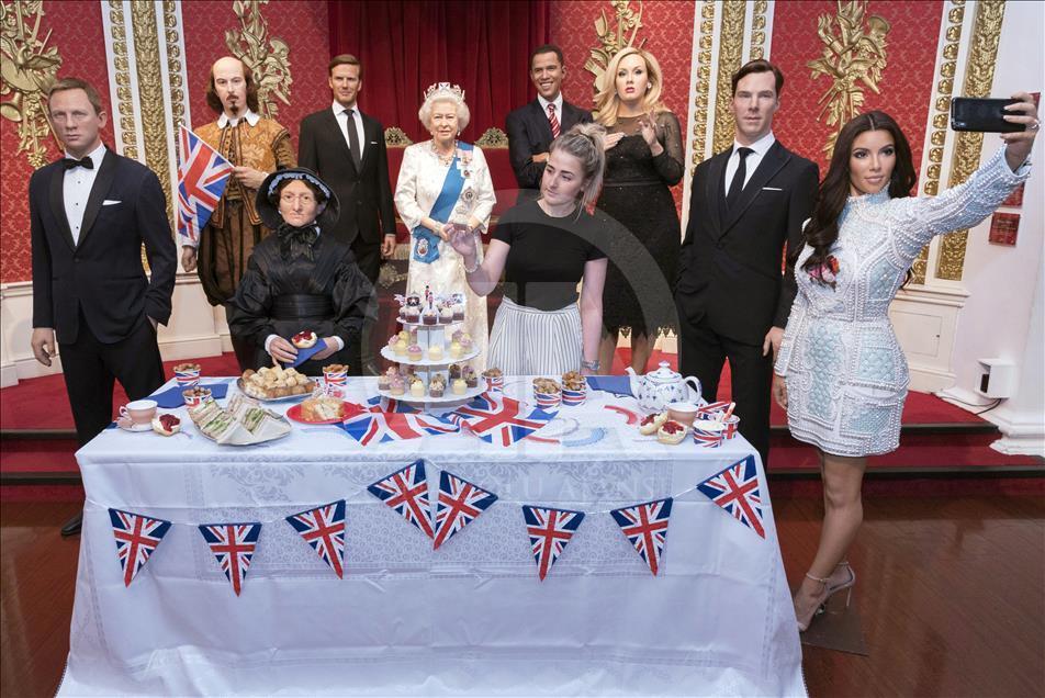 Madame Tussauds müzesi II. Elizabeth'in doğum gününü kutluyor