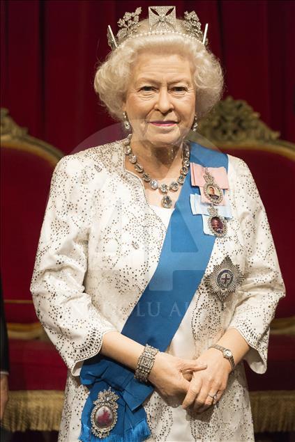 Madame Tussauds müzesi II. Elizabeth'in doğum gününü kutluyor