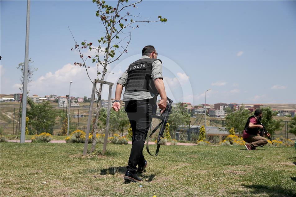 Arnavutköy'de polise silahlı saldırı
