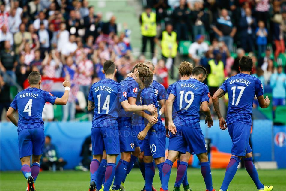 EURO 2016: Çek Cumhuriyeti - Hırvatistan