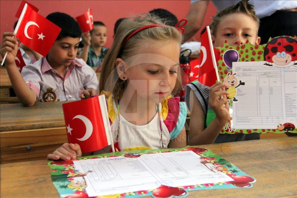 Okullarda karne heyecanı