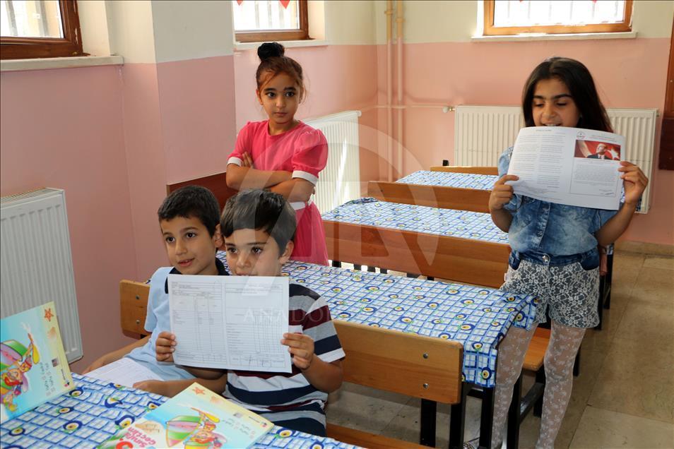Okullarda karne heyecanı