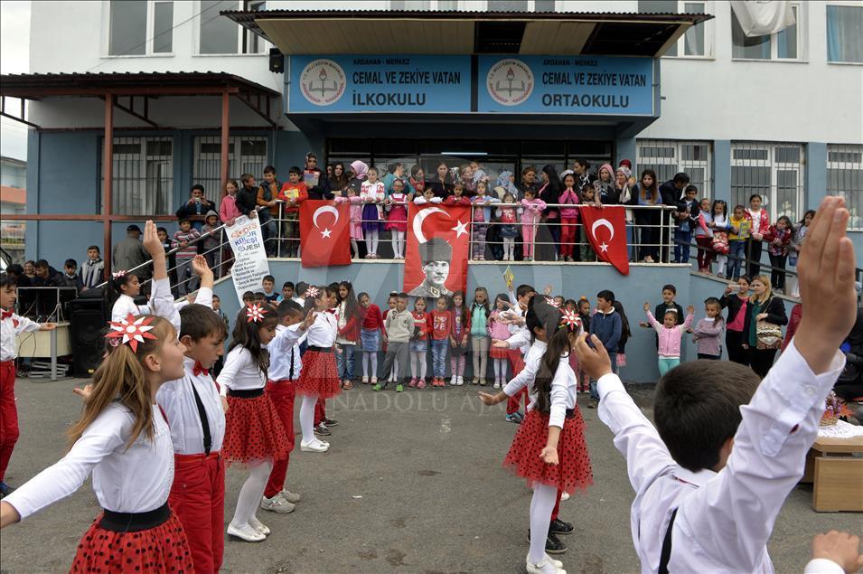 Okullarda karne heyecanı