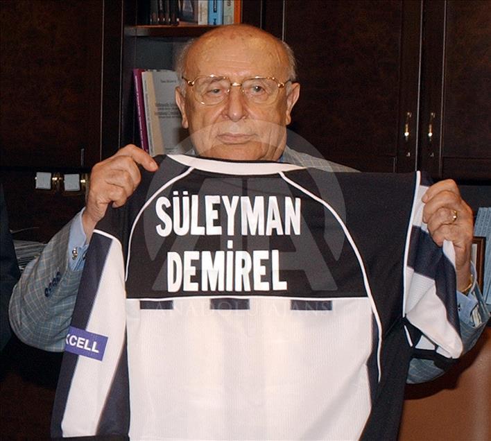 Fotoğraflarla 9. Cumhurbaşkanı Demirel