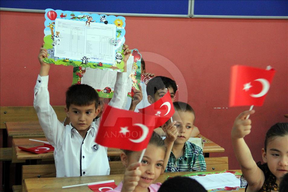 Okullarda karne heyecanı