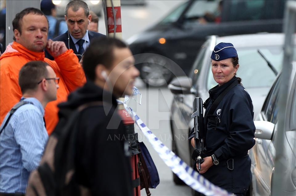 Brüksel’de bomba alarmı nedeniyle mağazalar bölgesi boşaltıldı
