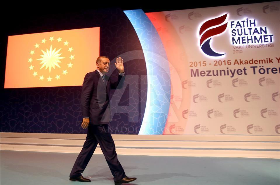 Fatih Sultan Mehmet Üniversitesi Mezuniyet Töreni