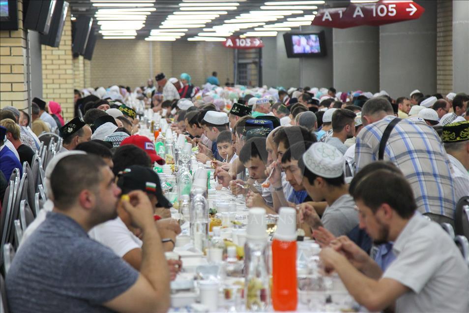 Tataristan'da rekor katılımlı iftar