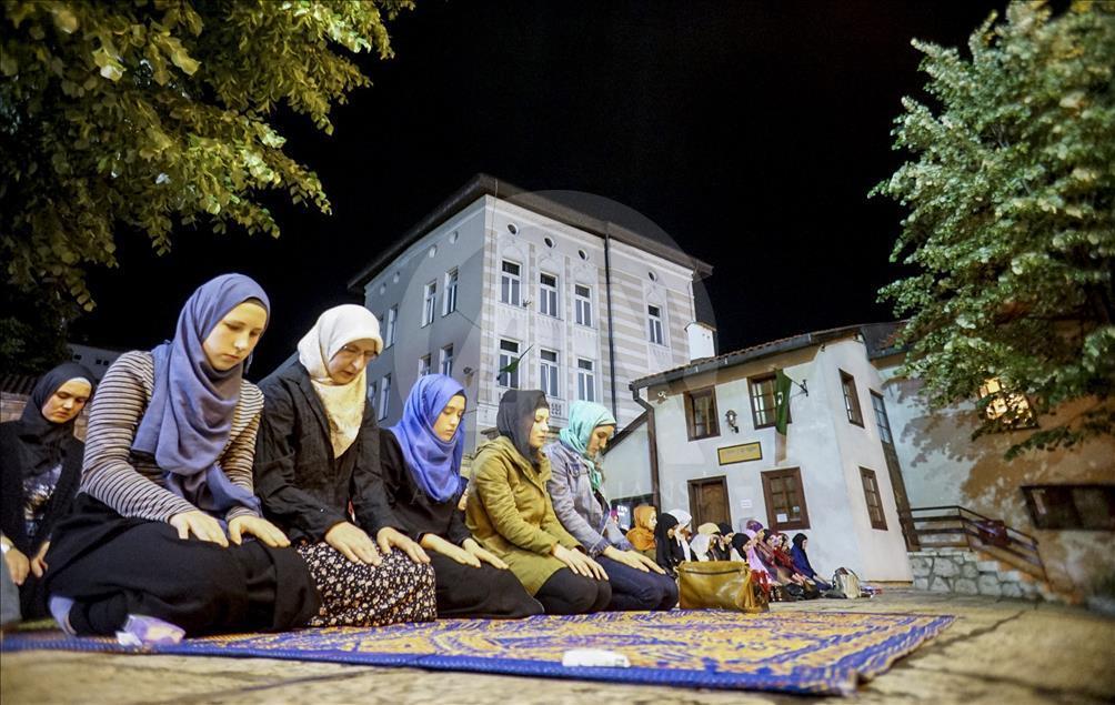 Ramazani ringjallë Sarajevën dhe i jep shpirt