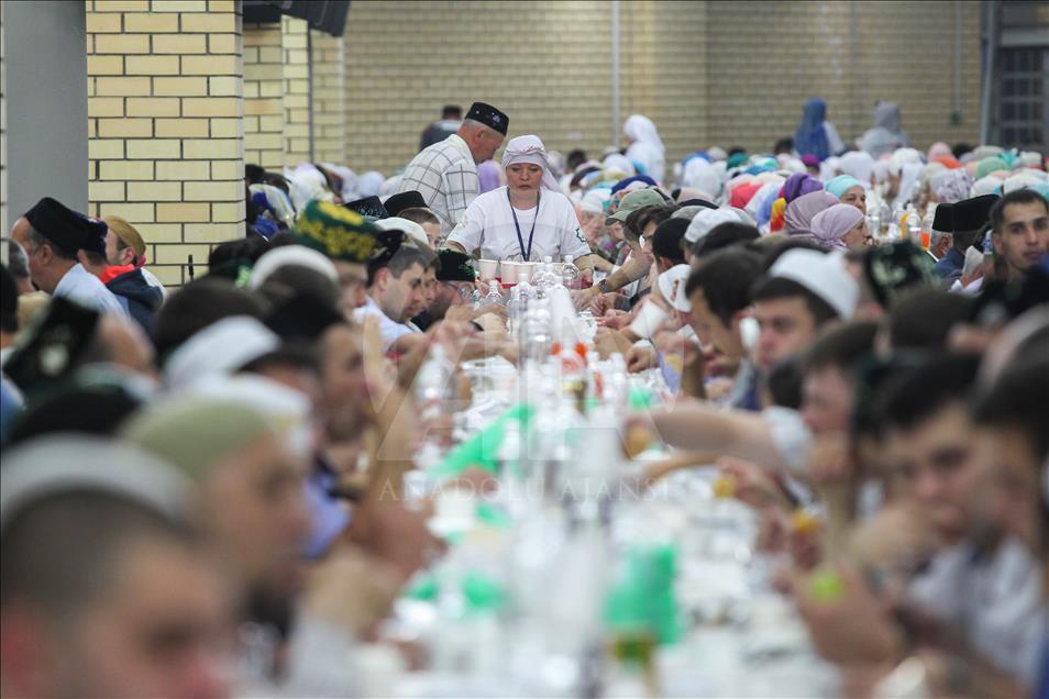 Tataristan'da rekor katılımlı iftar