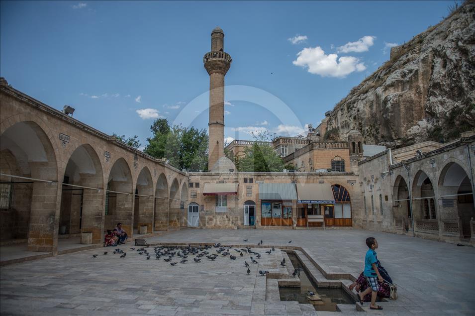 Hazreti İbrahim'in makamı yenilendi