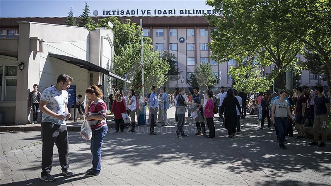 LYS-5 yabancı dil sınavı başladı