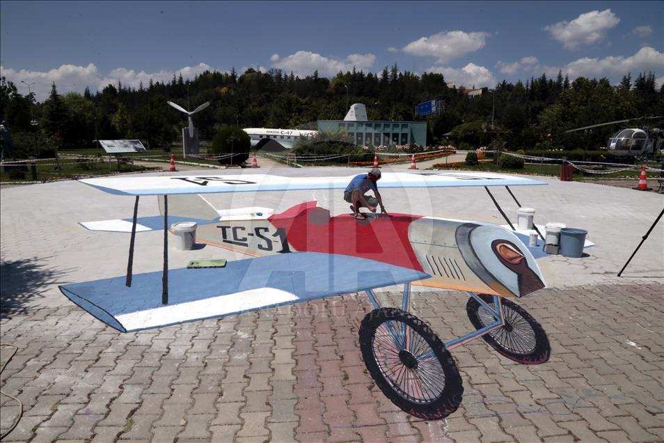 "İlk Türk sivil uçağı"nın 3 boyutlu resmi çiziliyor