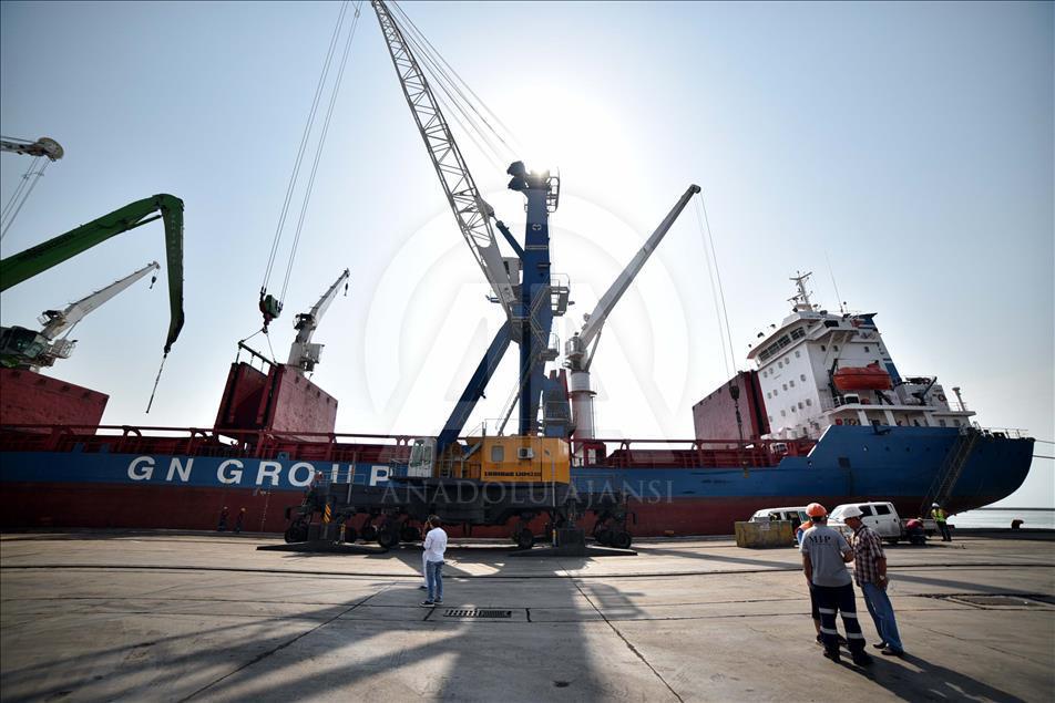 Humanitarian aid from Turkey to Gaza to be sent via cargo ship