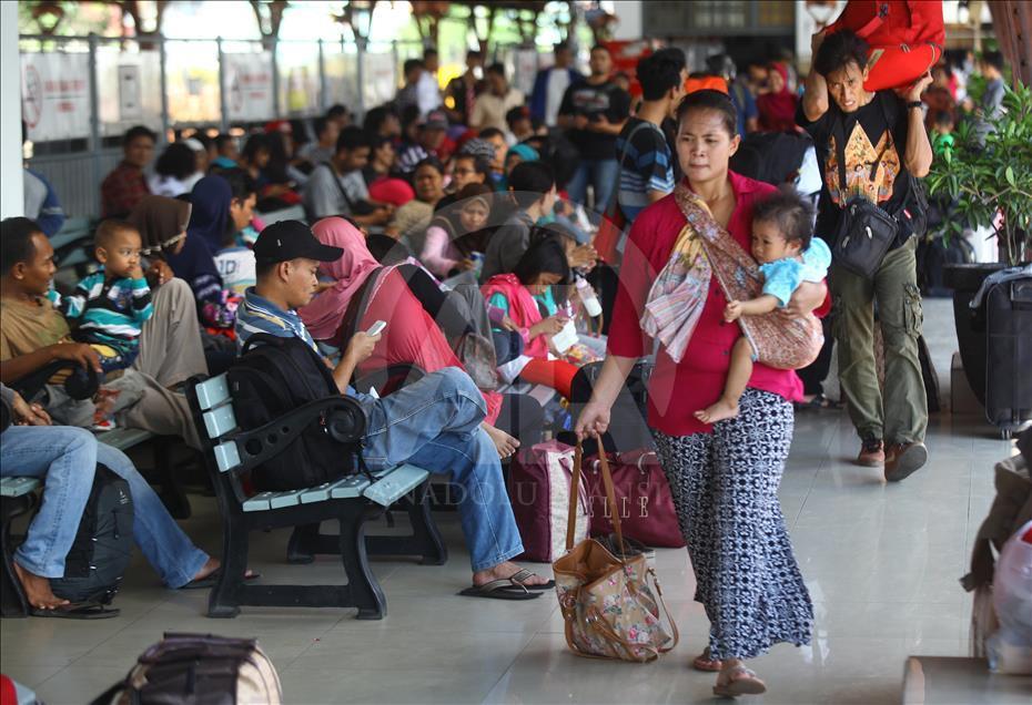Eid el-fitr seasonal migration in Indonesia