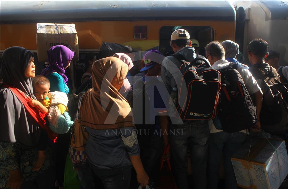 Eid el-fitr seasonal migration in Indonesia
