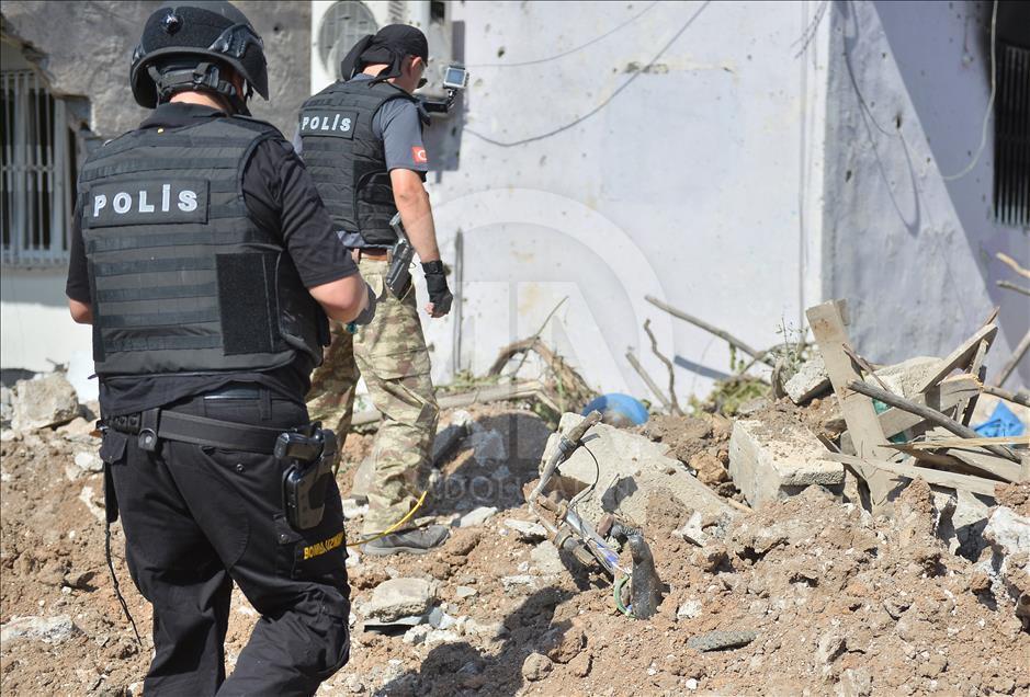 Nusaybin patlayıcılardan arındırılıyor