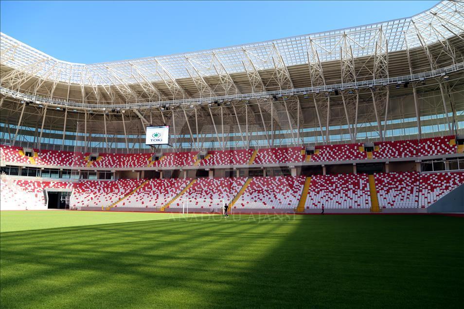 Sivasspor'un yeni stadı sezona hazırlanıyor
