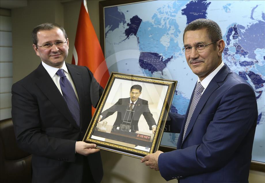Başbakan Yardımcısı Nurettin Canikli, AA Editör Masası'nda