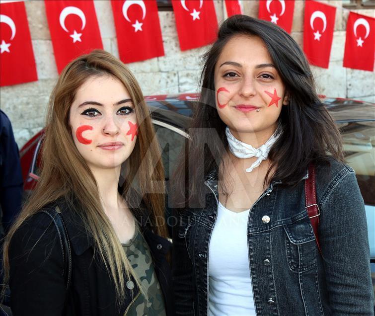 FETÖ'nün darbe girişimine tepkiler
