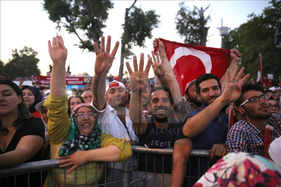 FETÖ'nün darbe girişimine tepkiler