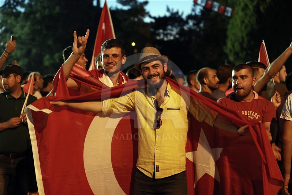 FETÖ'nün darbe girişimine tepkiler
