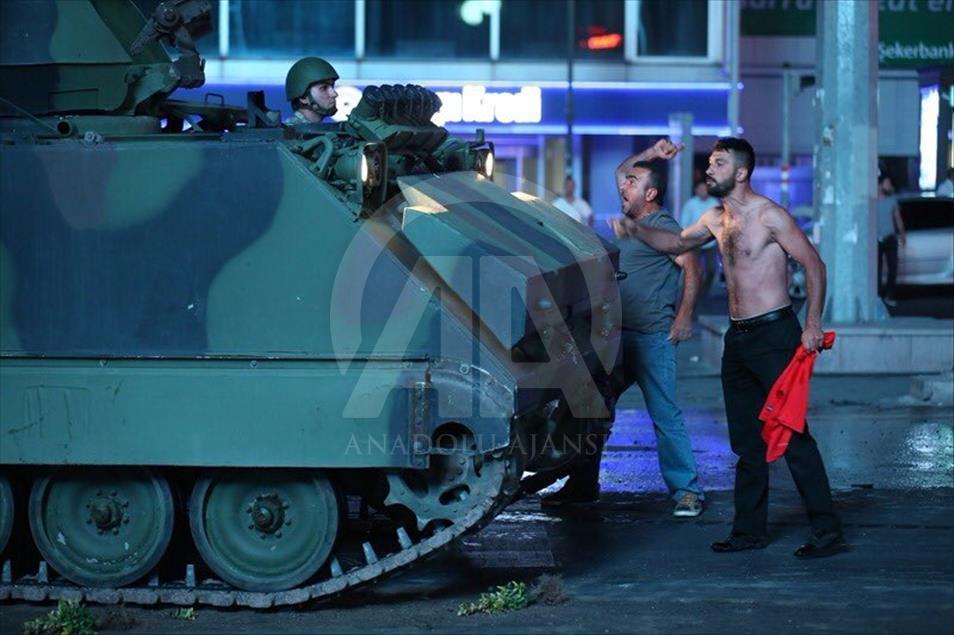 Turkey stand against military coup attempt 17