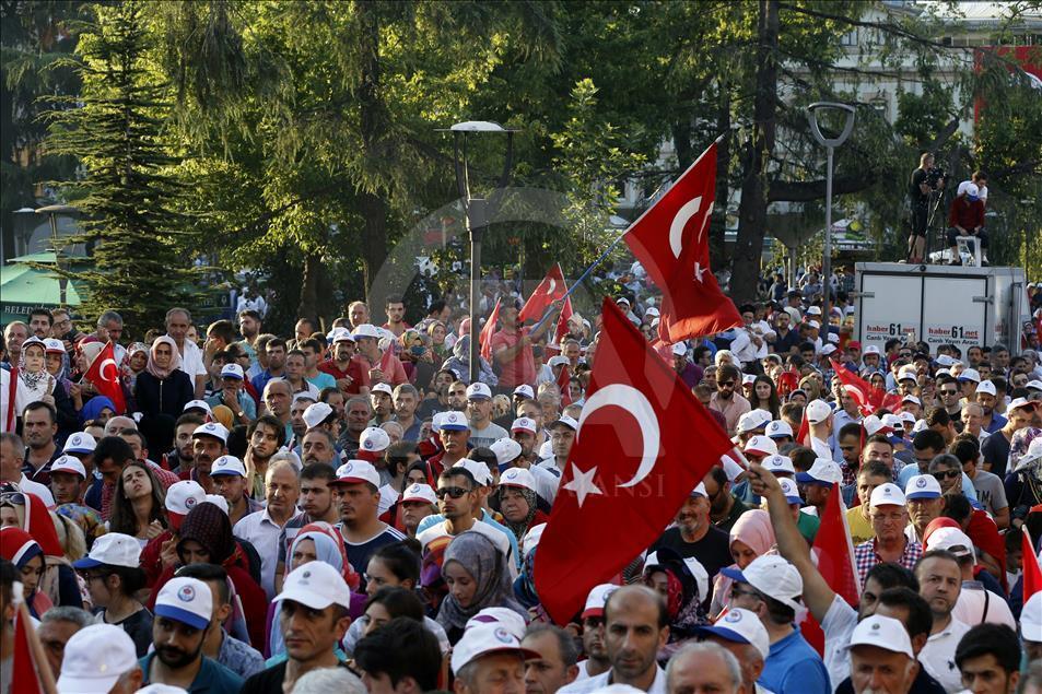 FETÖ'nün darbe girişimine tepkiler
