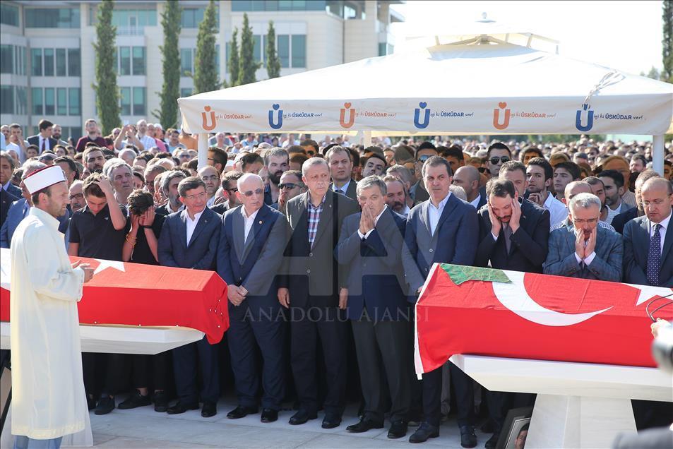 Demokrasi şehitleri son yolculuğuna uğurlanıyor