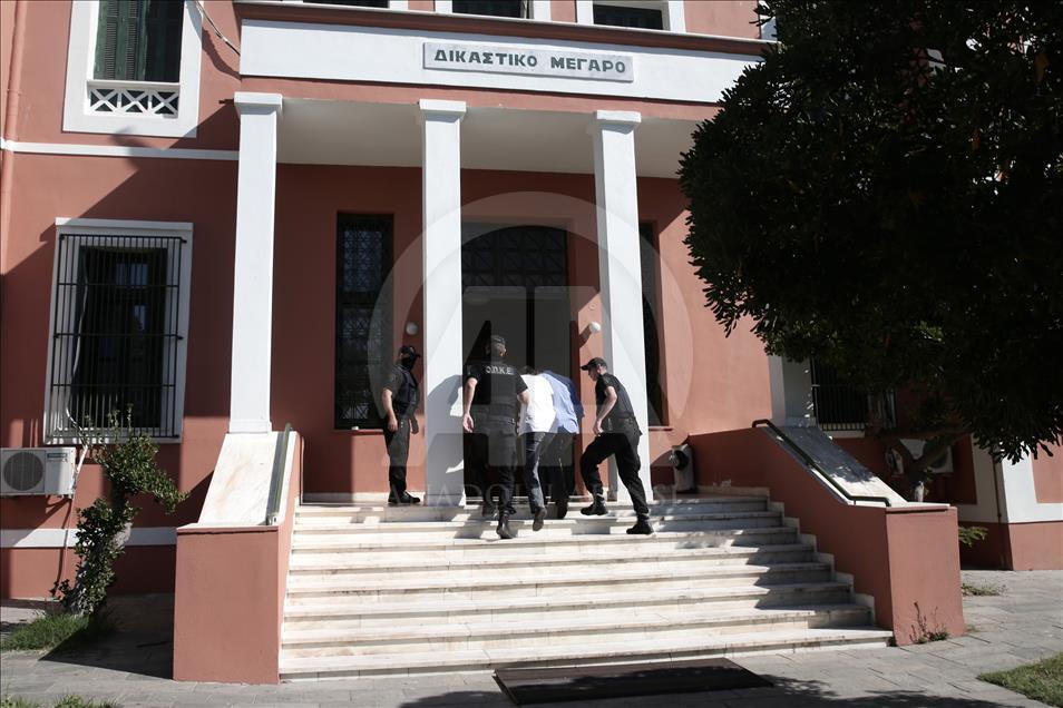 Yunanistan'a kaçan 8 darbeci Dedeağaç Adliyesinde