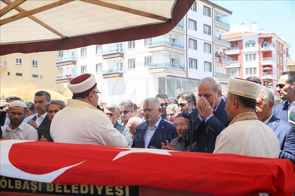 Demokrasi şehitleri son yolculuklarına uğurlanıyor