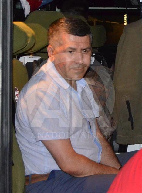 Yurt genelinde 103 general ve amiral gözaltına alındı