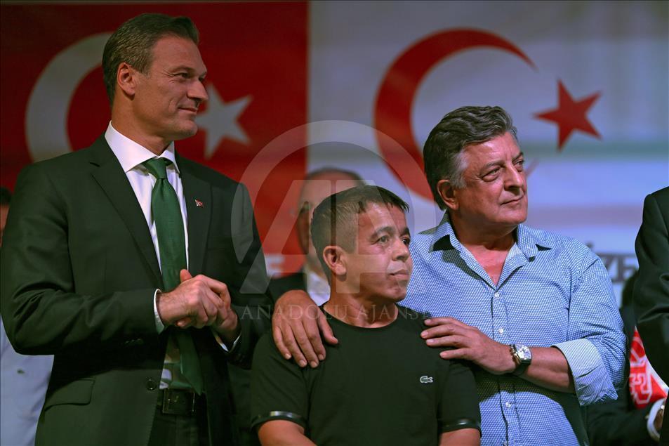 Sanat ve Spor Dünyası FETÖ Darbesine karşı Kızılay'da