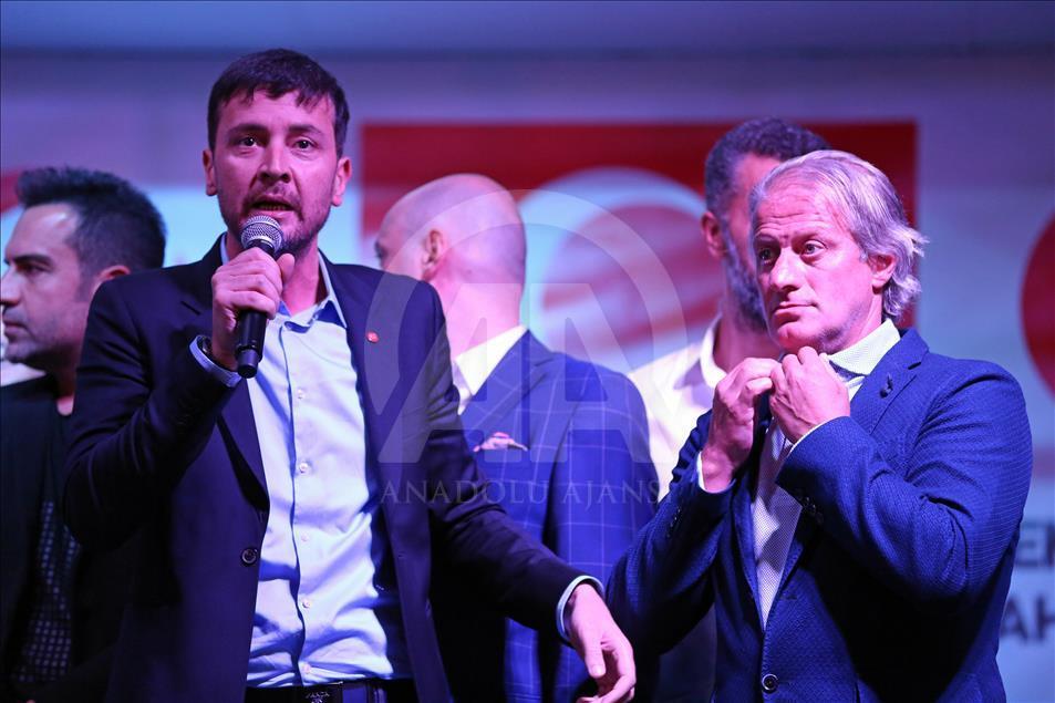 Sanat ve Spor Dünyası FETÖ Darbesine karşı Kızılay'da