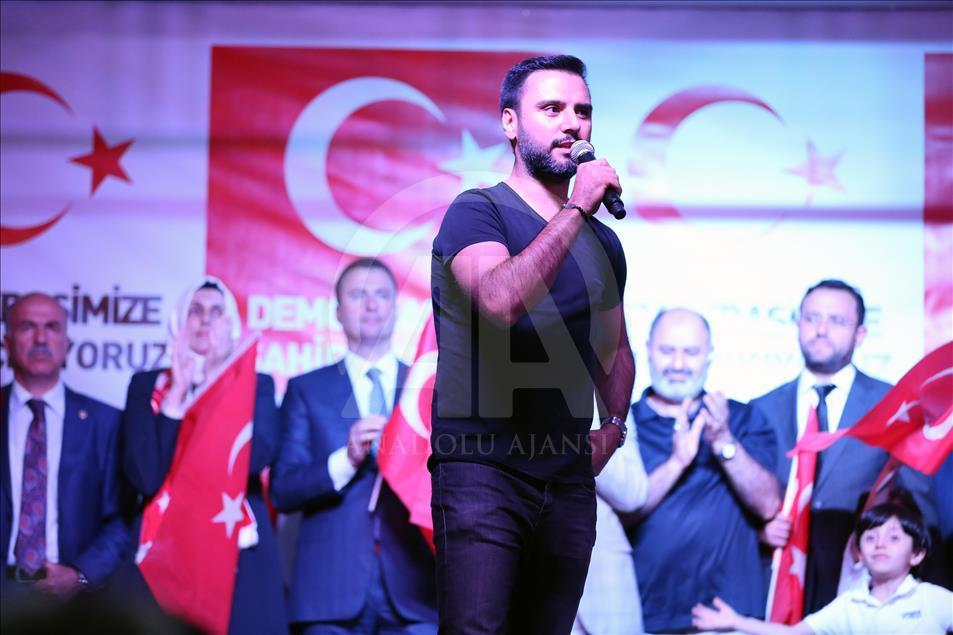 Sanat ve Spor Dünyası FETÖ Darbesine karşı Kızılay'da