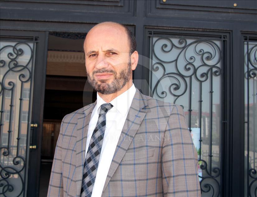 Terörist elebaşının babasının ismini camilerinde istemediler